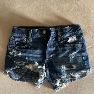 AEO - Festival Distressed Blue Denim Shorts